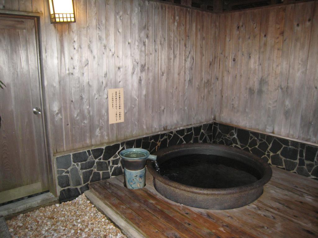 Utsumionsen Ichizu Hotel Aichi Esterno foto