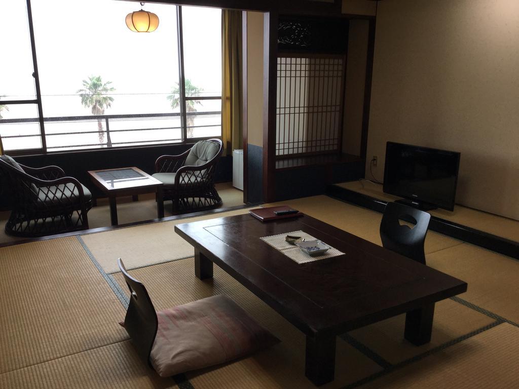 Utsumionsen Ichizu Hotel Aichi Esterno foto